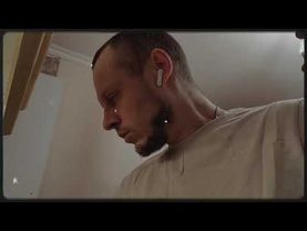 ПОЙМАЛ ЕЁ НА ИЗМЕНЕ ПОКА ОНА СПАЛА. История предательства.