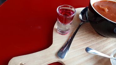 Тбилиси. Мтацминда парк. Фуникулер. Chacha bar.