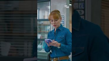 Bertha es notificada del incidente del Greñas #JuegosdeAmoryPoder #Uninovelas