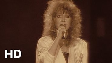 Алла Пугачёва - Три счастливых дня (Official Video) [«Рождественские встречи»]