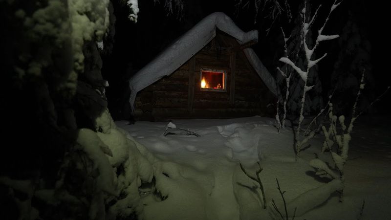 Сломался снегоход. До деревни 45 км. Один в тайге.