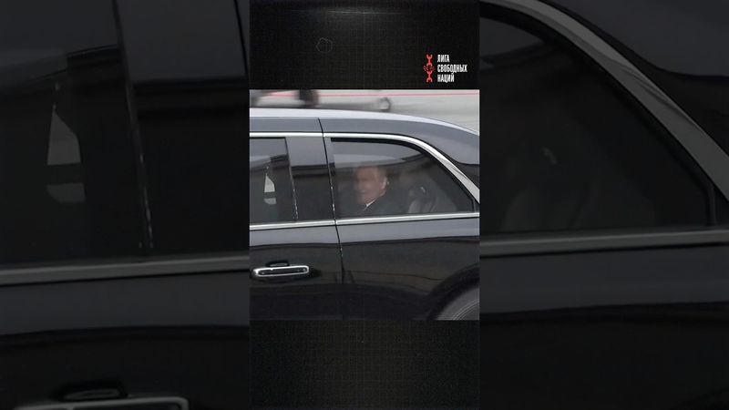 Россия развалит себя сама