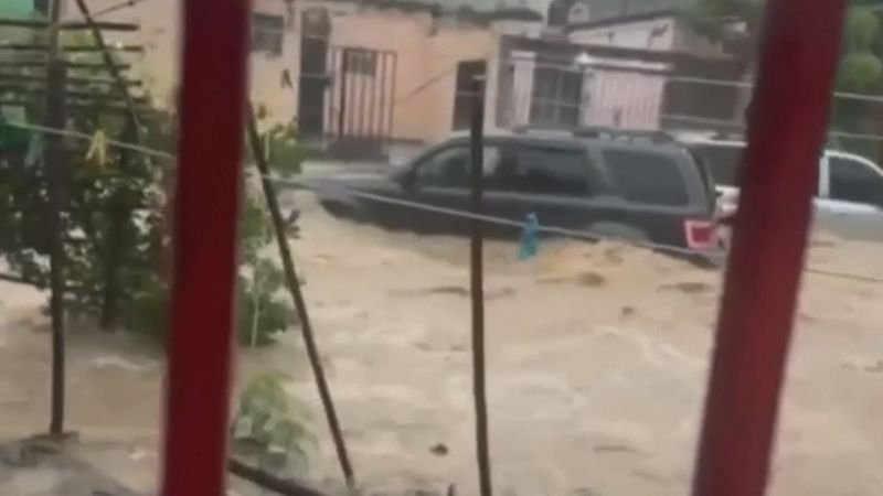 «Барри» принёс разрушения в Мексику