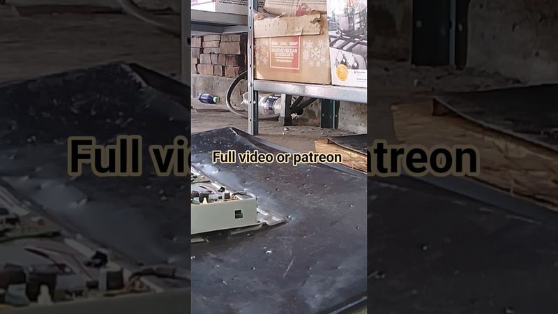 crush tv. #myhighheelsdesigns. #heels #crushingtime #balloon #automobile #laptopvspc