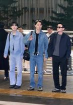 260205 ENHYPEN ICN 출국 No Sunghoon because he’s currently in Milan to ...