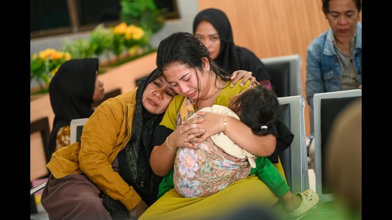 Indonesia: Dozens missing after ferry sinks off Bali | AFP