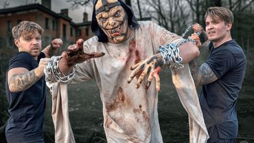 Я ПОЙМАЛ МАНЬЯКА И ЗАСТАВИЛ ЕГО РАБОТАТЬ НА МЕНЯ