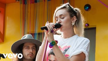 Miley Cyrus - See You Again in the Live Lounge