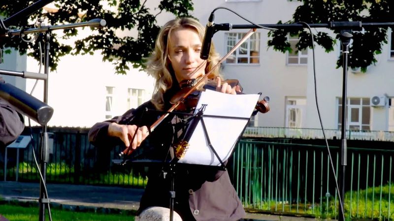 NNR Eagle`s whistle in Kaliningrad zoo