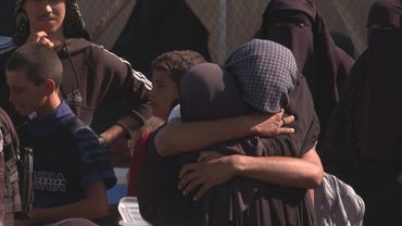 Fresh group of Iraqis leaves Syria's Al-Hol camp | AFP