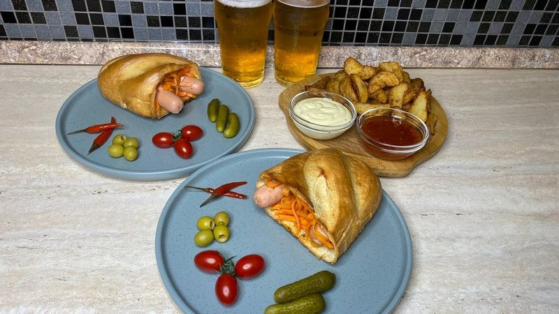 Воспоминание о студенческой любви... Любви к фастфуду) Смотреть со звуком.