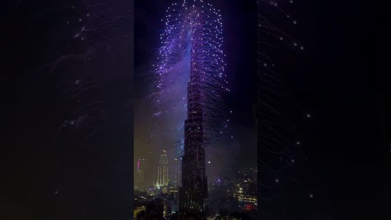 Dubai new year 2026   دبی سال نو مراسم نورافشانی برج دبی. #dubai #dubainewyear #newyear2026