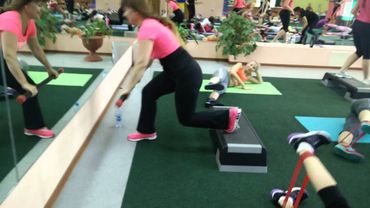 СУШИМ БЕДРА - ХУДЕЕМ ДОМА