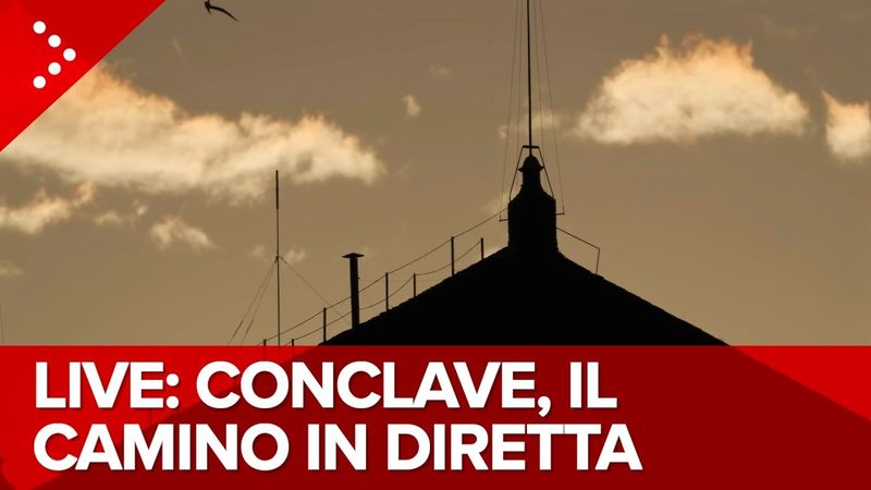 LIVE Conclave, il camino della Cappella Sistina in diretta. Attesa per la fumata: diretta video