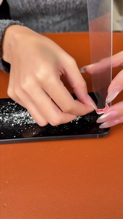 As películas da CrystalArmor são exatamente TUDO que seu celular está...