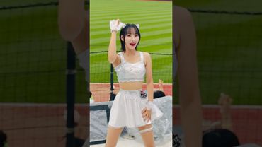 장성우 등장송 #정희정 #정희정치어리더 #ktwiz #kt위즈 #kt위즈치어리더 @_jung_u