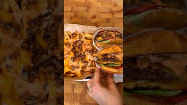 In-N-Out Burger at Home with Animal Style Fries – Easy Smash Burger & Secret Sauce Recipe