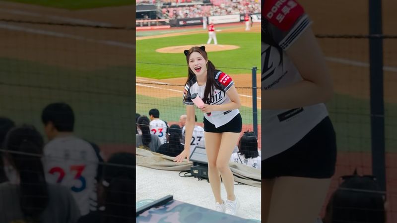 김상수의 홈런에 신난 예삐 #이예빈 #이예빈치어리더#ktwiz #kt위즈 #kt위즈치어리더