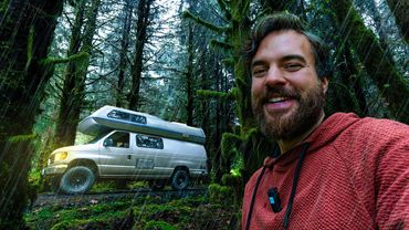 Cozy Fall Vanlife Camping in Pacific Northwest