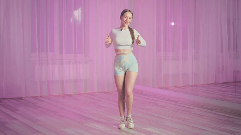 Танцевальная тренировка для начинающих по Female Dancehall 💃 | Танцуем самые горячие движения