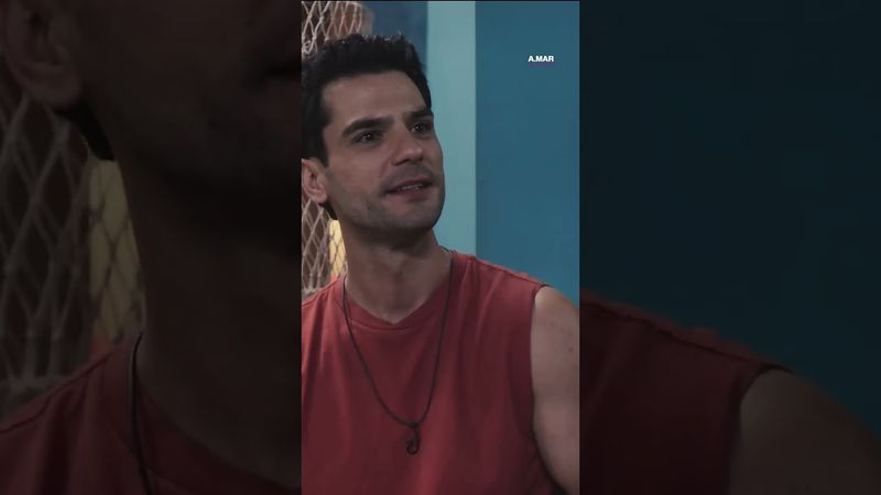 Pascual invita a Valentín a salir de la casa para poder tener su cita con Perlita #AMar #Uninovelas