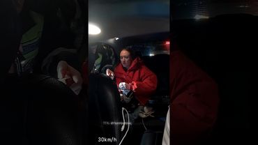 Водитель такси (коллега) поймал курьера мошенников и выдал полиции #automobile #топ #хочуврек