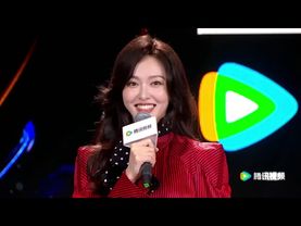 BTS｜【鹅剧派对】唐嫣复古造型登台，明艳动人！【独身女人】