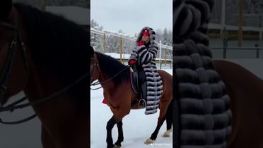 Fur coats walking horse chinchilla fur coat