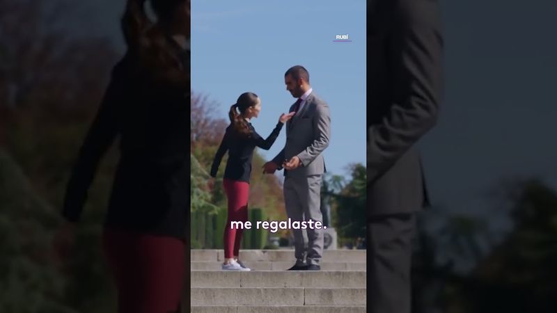 Rubí huye de Héctor con ayuda de Lucas #Rubí #Uninovelas