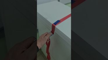 Обзор улья из сендвич панели пвх 6 рамок Дадан, с новыми элементами крепежа