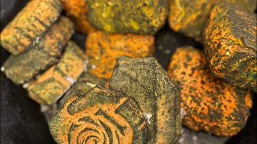 Gray pasted yellow blocks - Oddly Satisfying #asmr #GraySummerASMR