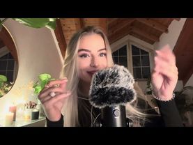 ASMR close up whisper & mic scratching (bare+foam+fluffy) 😴