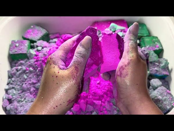 Dyed Blocks x Dyed Cubes  🩷💚+ description (Love This Combo)