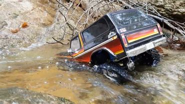 Traxxas TRX4 Ford Bronco Valley Rock Crawling