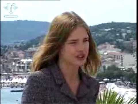 MODELS NATALIA VODIANOVA - FIRST FACE NEW YORK FASHION WEEK | FashionTV - FTV.com