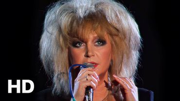 Алла Пугачёва - Не отрекаются любя (Official HD Video) [«Рождественские встречи»]