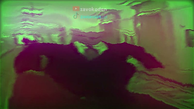 Широкий Путин идёт, но он всегда в кадре но завокоден под Гимн России