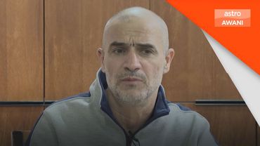 Pelukan pertama selepas bebas dari penjara Israel