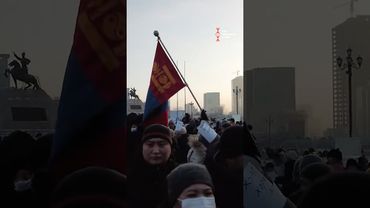 Монголы выходят на акции протеста