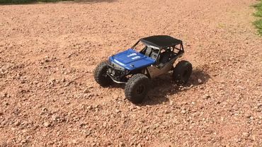 Bishop's RC Crusade - Brushless Axial Wraith Crawl&Bash