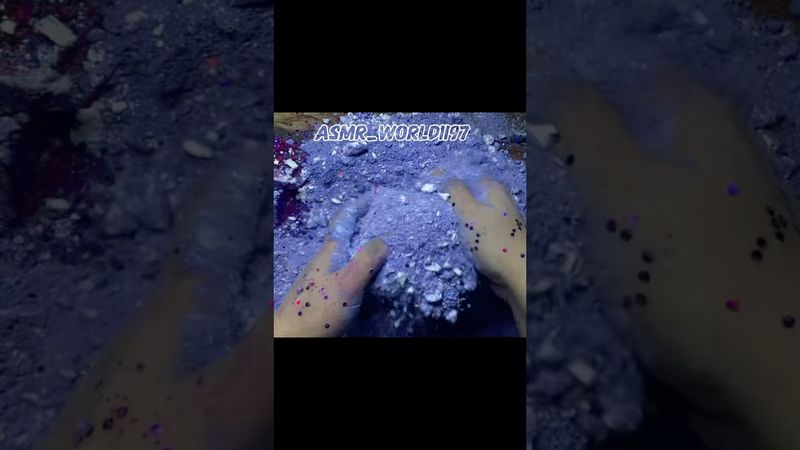 Crunchy #slime #relax #satisfying #oddlysatisfying #soap #gymequipment #gymchalk #crunchycrumbles