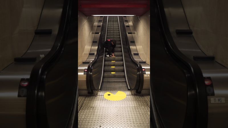 I'm doing art to make people play in the streets #streetart