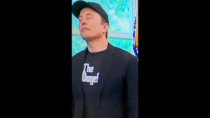 Bizarre footage of Musk during White House farewell