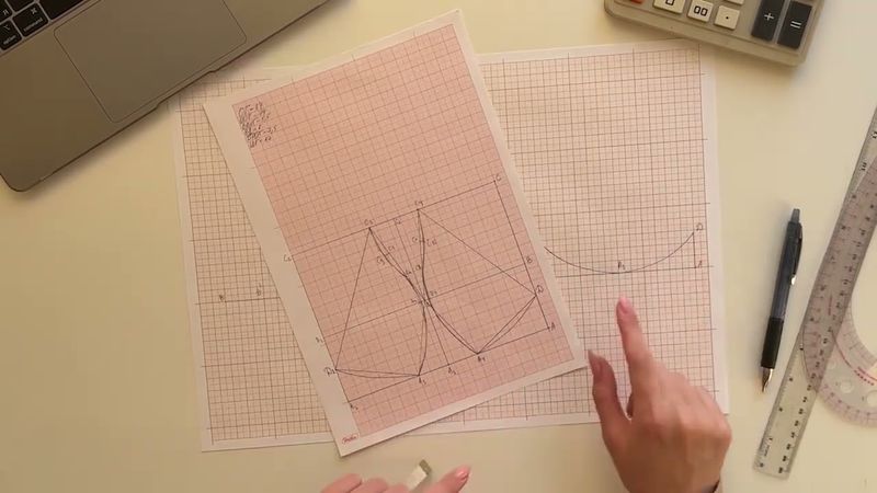 Модуль 3. Бралетт. Видео урок "Конструирование пояса бралетта"