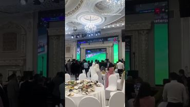 Pernikahannya harus menunggu! 😅