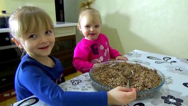 Невкусная ГРЕЧКА Маргарита накормила Леру