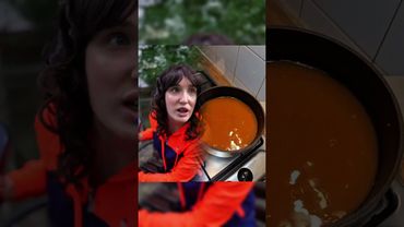 Приставучая женщина на детской площадке😂#shorts #comedy #pov #funny #skit #relatable #fyp #foryou