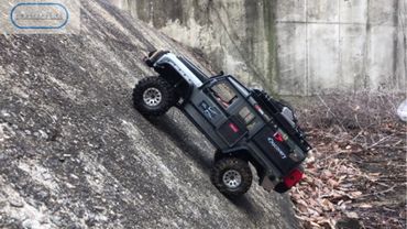 Traxxas TRX4 Rock crawling & climb a mountain Rc car