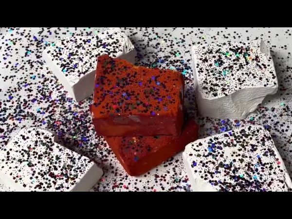 Dyed & White Glittery Fresh Chalk Topped