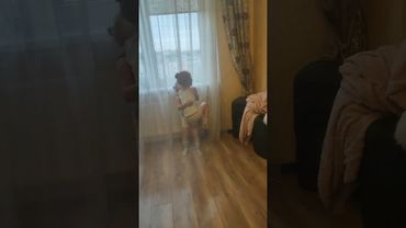 сестричку носят на руках  Мира и Стеша отжигают!